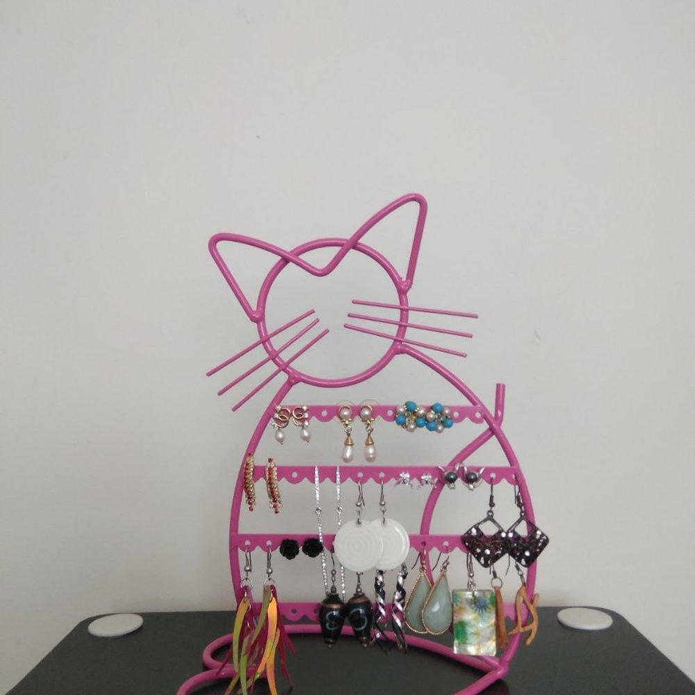 Pink Earring/jewelry organizer: cat-shaped